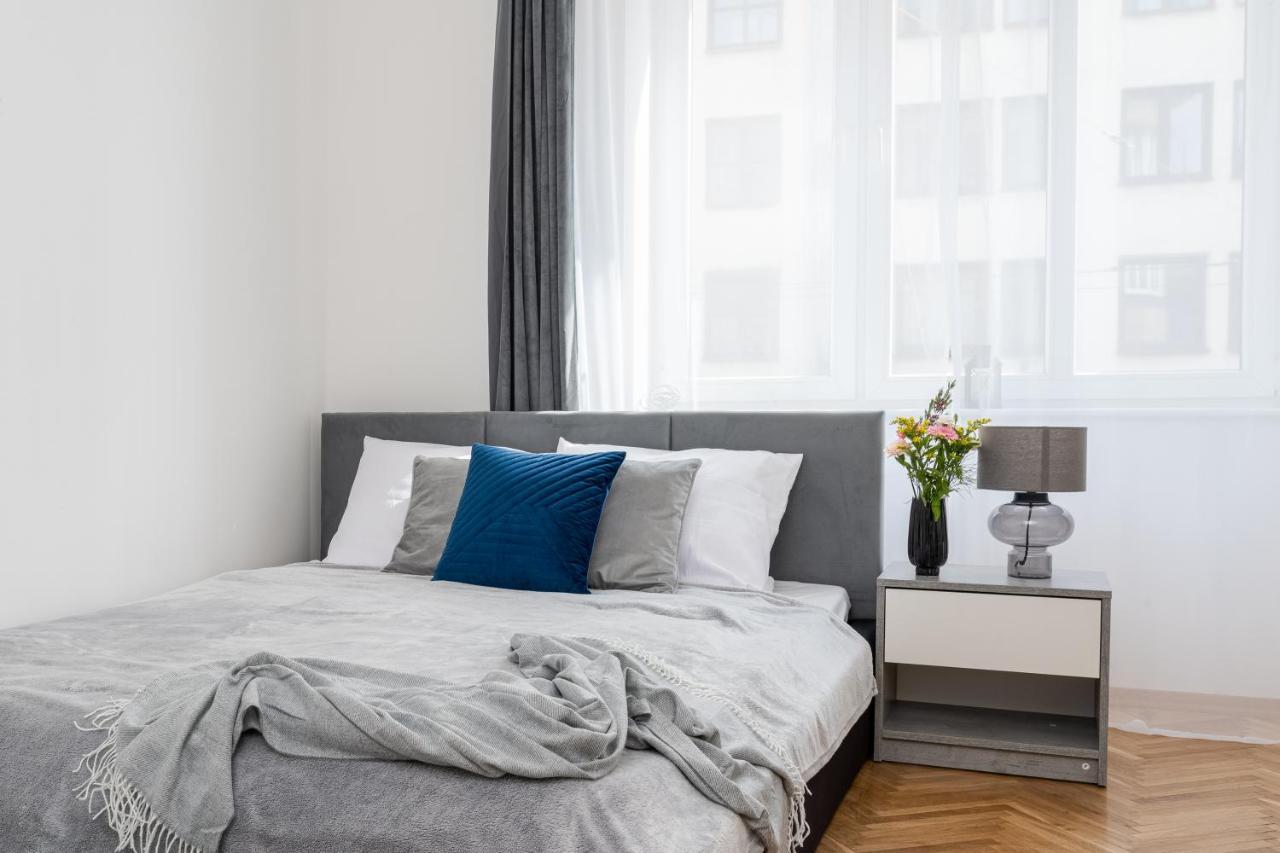 Corner Apartments Near Vistula River Cracovia Esterno foto