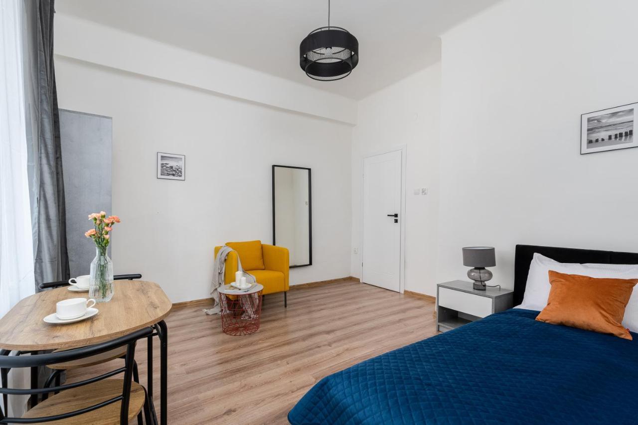 Corner Apartments Near Vistula River Cracovia Esterno foto