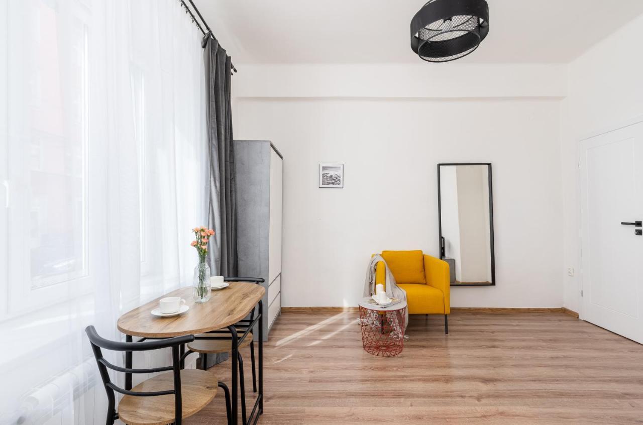Corner Apartments Near Vistula River Cracovia Esterno foto